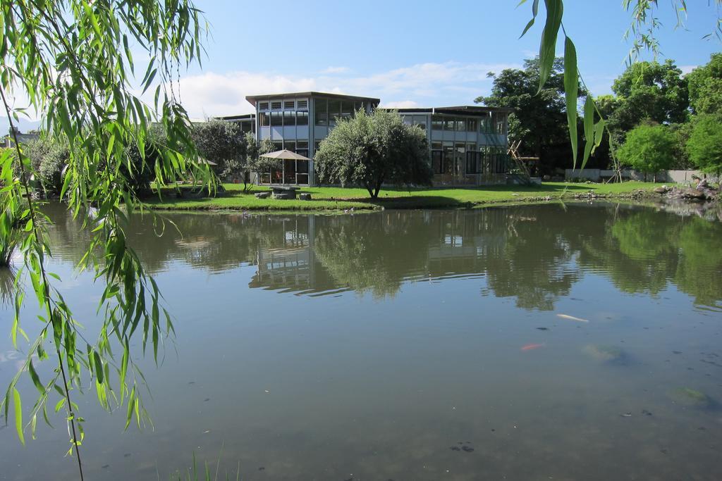 Green Willow House Fengshan  ภายนอก รูปภาพ
