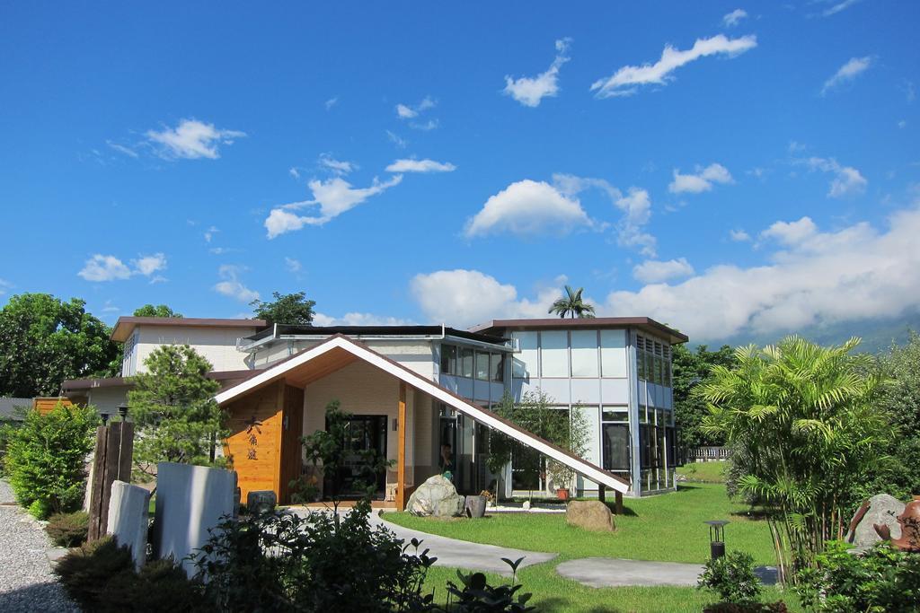 Green Willow House Fengshan  ภายนอก รูปภาพ